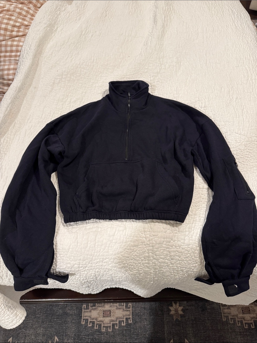 PrettyLittleThing Navy Blue Half-Zip Cropped Sweatshirt – Size Medium